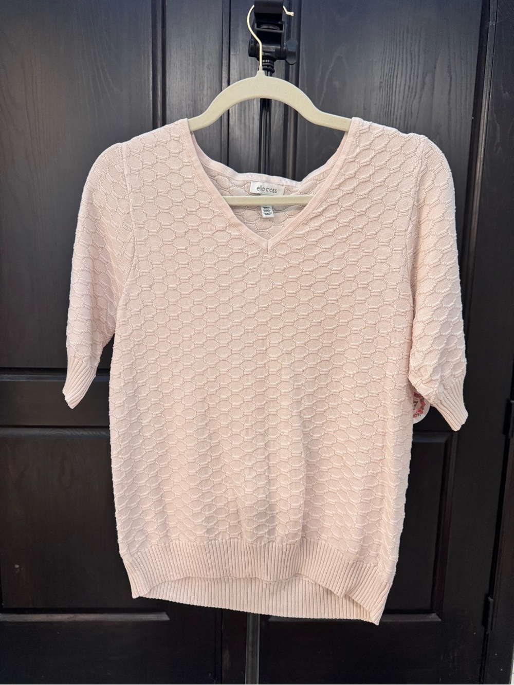 Ella Moss Textured V-Neck Knit Top in Blush